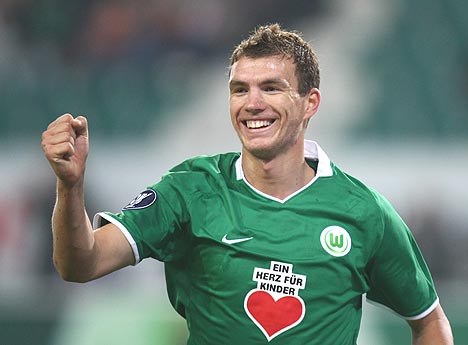 Edin_Dzeko the wanted man