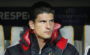 Bayern Munich striker Mario Gomez has revealed he is still fully committed to the club despite being out-of-favour with Jupp Heynckes in recent weeks.