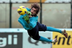 Genoa goalkeeper Mattia Perin -- who is currently on loan at Delfino Pescara 1936 -- is reportedly attracting interest from a number of top European clubs.