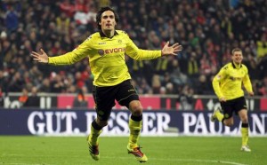 The agent of Borussia Dortmund centre-back Mats Hummels has played down speculation linking his client with a summer move to Barcelona.