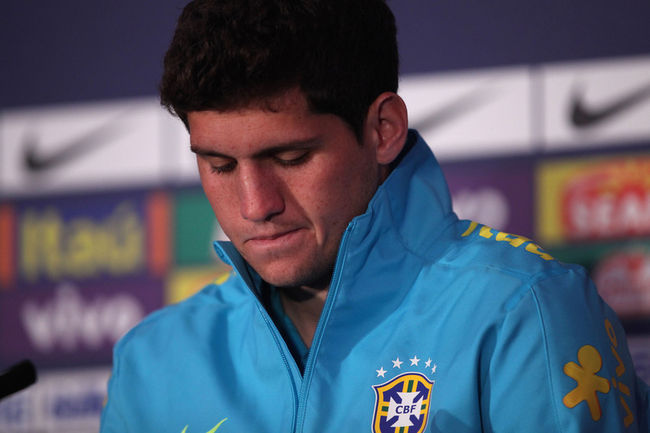 S.S.C. Napoli are on the verge of agreeing a €5 million deal with Santos FC for Brazil international goalkeeper Rafael Cabral Barbosa.