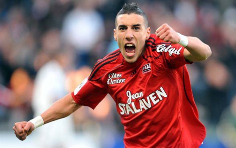 Angers SCO general manager Olivier Pickeu has confirmed midfielder Alharbi El Jadeyaoui has joined Arsenal on a two-day trial.