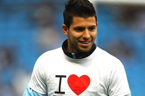 Sergio Aguero scored twice as Manchester City defeated Everton 3-1 at the Etihad Stadium