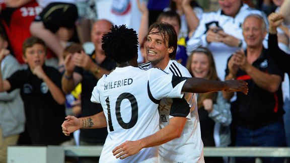 Swansea City manager Michael Laudrup has confirmed the club are in the market for a goalscorer ahead of the January transfer window.