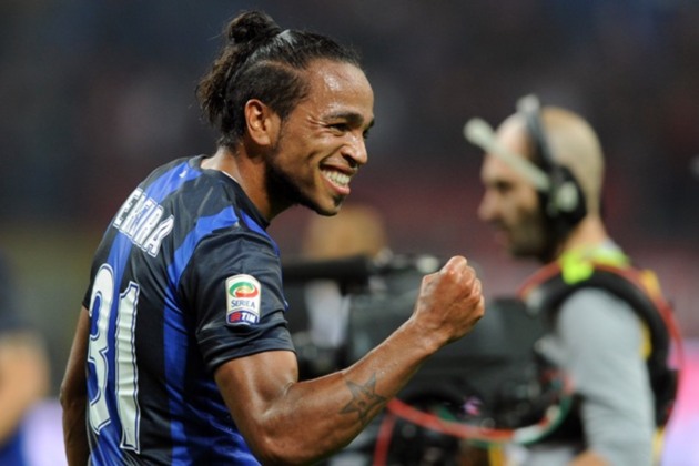 Internazionale defender Alvaro Pereira has joined Brasileirão side Sao Paulo on an 18-month loan deal.