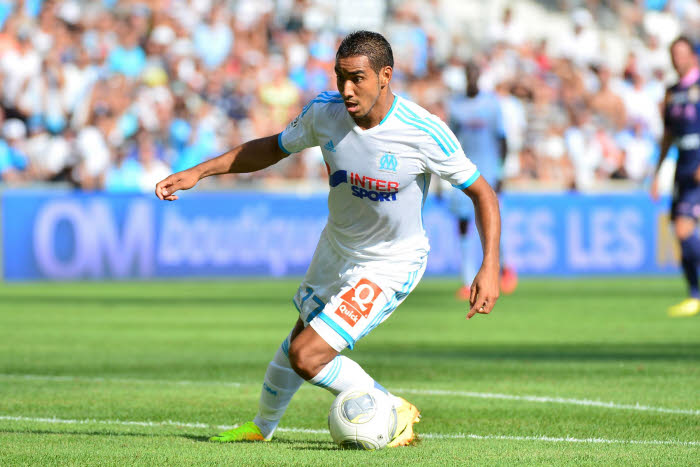 Olympique de Marseille winger Dimitri Payet is willing to turn down Swansea City in favour of staying at the Stade Vélodrome.