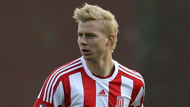 Football League Championship side Birmingham City have completed the signing of Brek Shea on a three-month emergency loan.