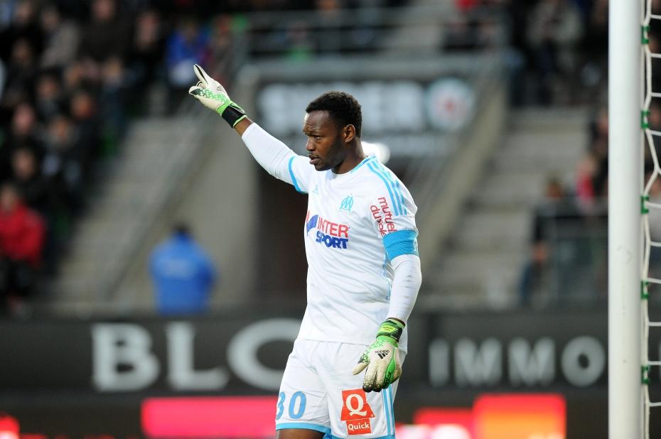 Olympique de Marseille goalkeeper Steve Mandanda has revealed he will not leave the Stade Vélodrome when the transfer window re-opens in January.
