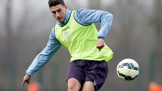 Burnley F.C. have completed the signing of Matt Lowton from Aston Villa on a three-year deal.