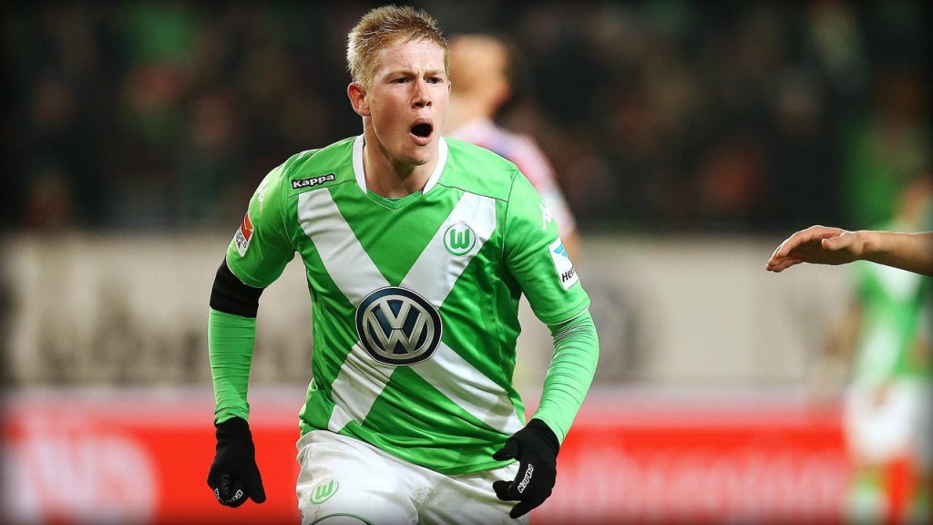 Dzeko - De Bruyne should stay at Wolfsburg
