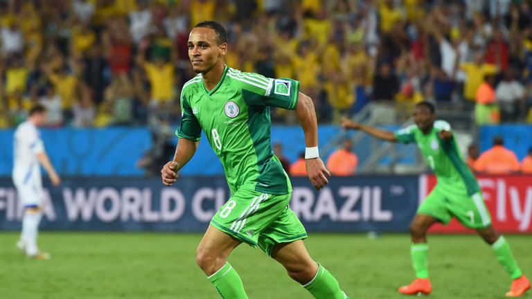 Stoke City F.C. forward Peter Odemwingie has put pen to paper on a one-year contract extension that will keep him at the club until the summer of 2016.