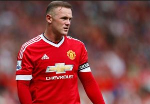 Wayne Rooney will be attempting to get Manchester United back on track in the league as they take on Leicester City.