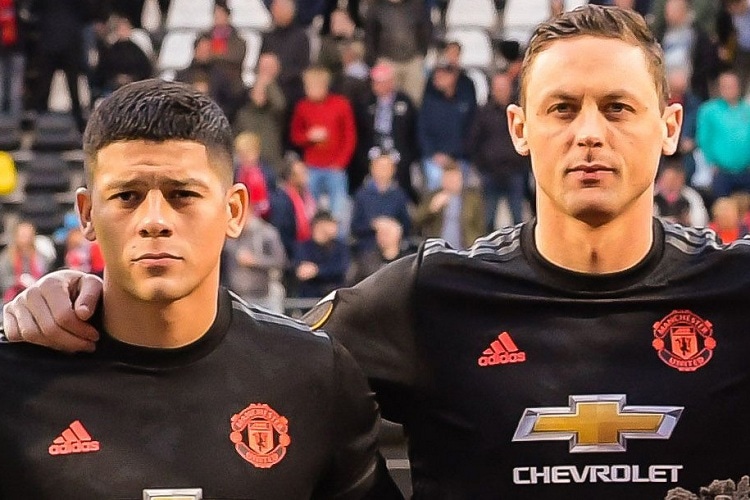 Marcos Rojo dan Nemaja Matic, dua pemain yang jarang terpakai di Manchester United pada musim 2019-20.