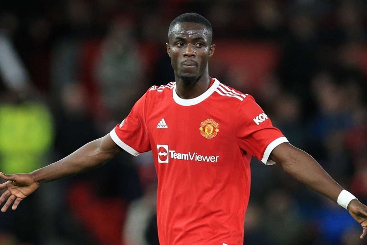 Bailly wants to fight for Man United place amid interest from Fulham