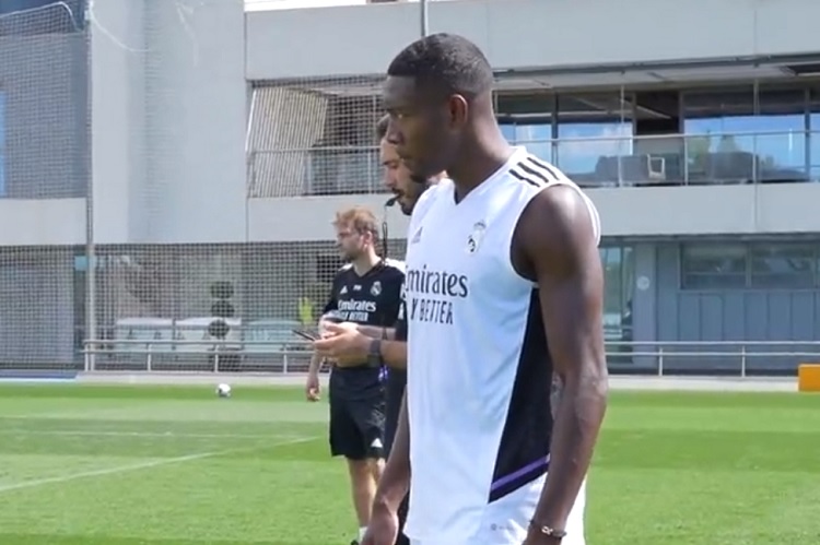 Fabrizio Romano provides Real Madrid transfer update - Soccer News