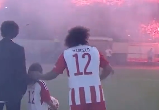 Real Madrid icon Marcelo warmly welcomed by Olympiacos fans (Video)