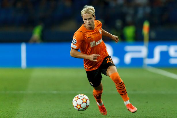 Shakhtar price Mudryk amid reported interest