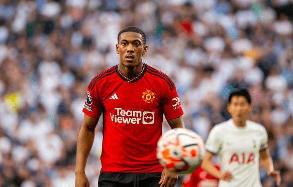 Martial prepares to leave Manchester United