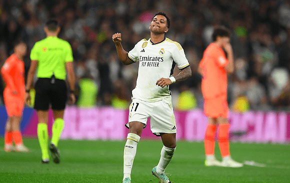 Real Madrid 5-1 Valencia: What Were The Key Talking Points As Los Blancos Cruise Their Way To A Bernabeu Romp? thumbnail