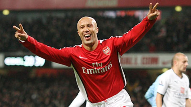 Former defender Mikael Silvestre praises Per Mertesacker work at Arsenal academy (Video) - Soccer News