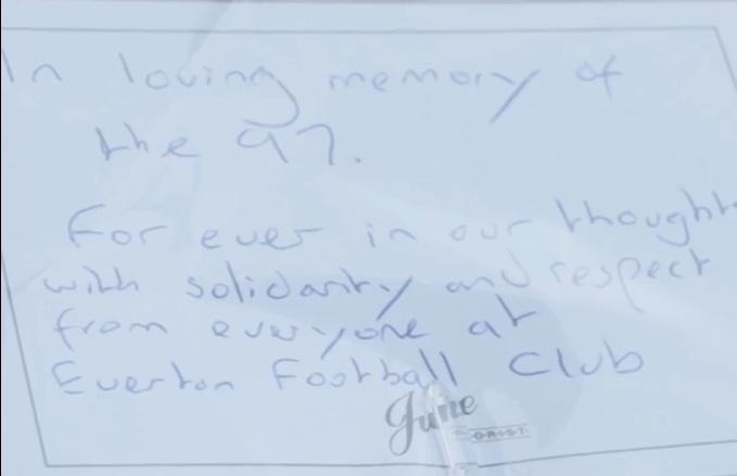 Everton pay respects to 97 Liverpool supporters who lost their lives at Hillsborough (Video) - Soccer News